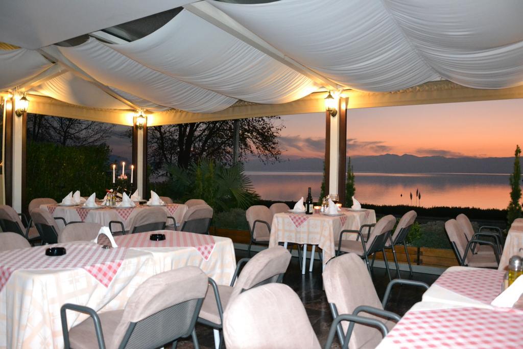 Hotel Dva Bisera Lagadin Buitenkant foto