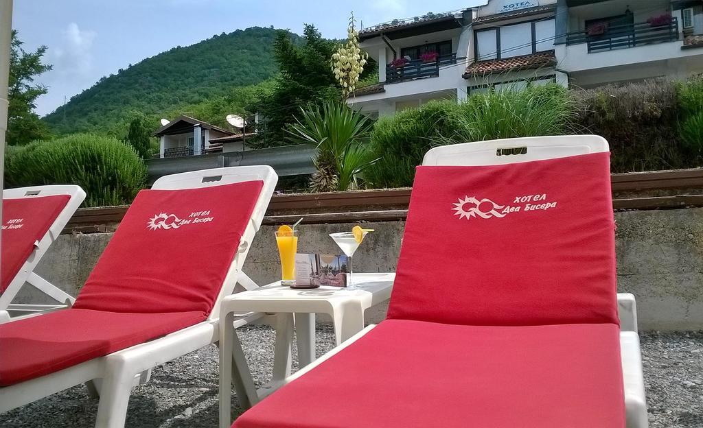 Hotel Dva Bisera Lagadin Buitenkant foto